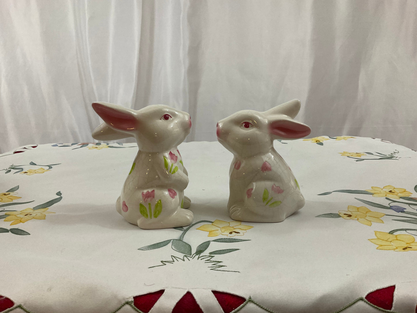 Easter - Set of Ceramic Bunnies