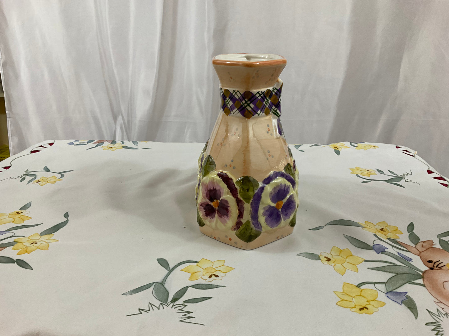 Vase - Pansies
