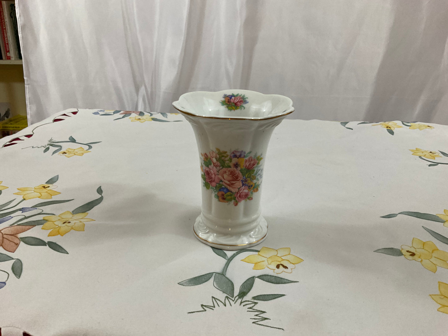 Vase - Roses
