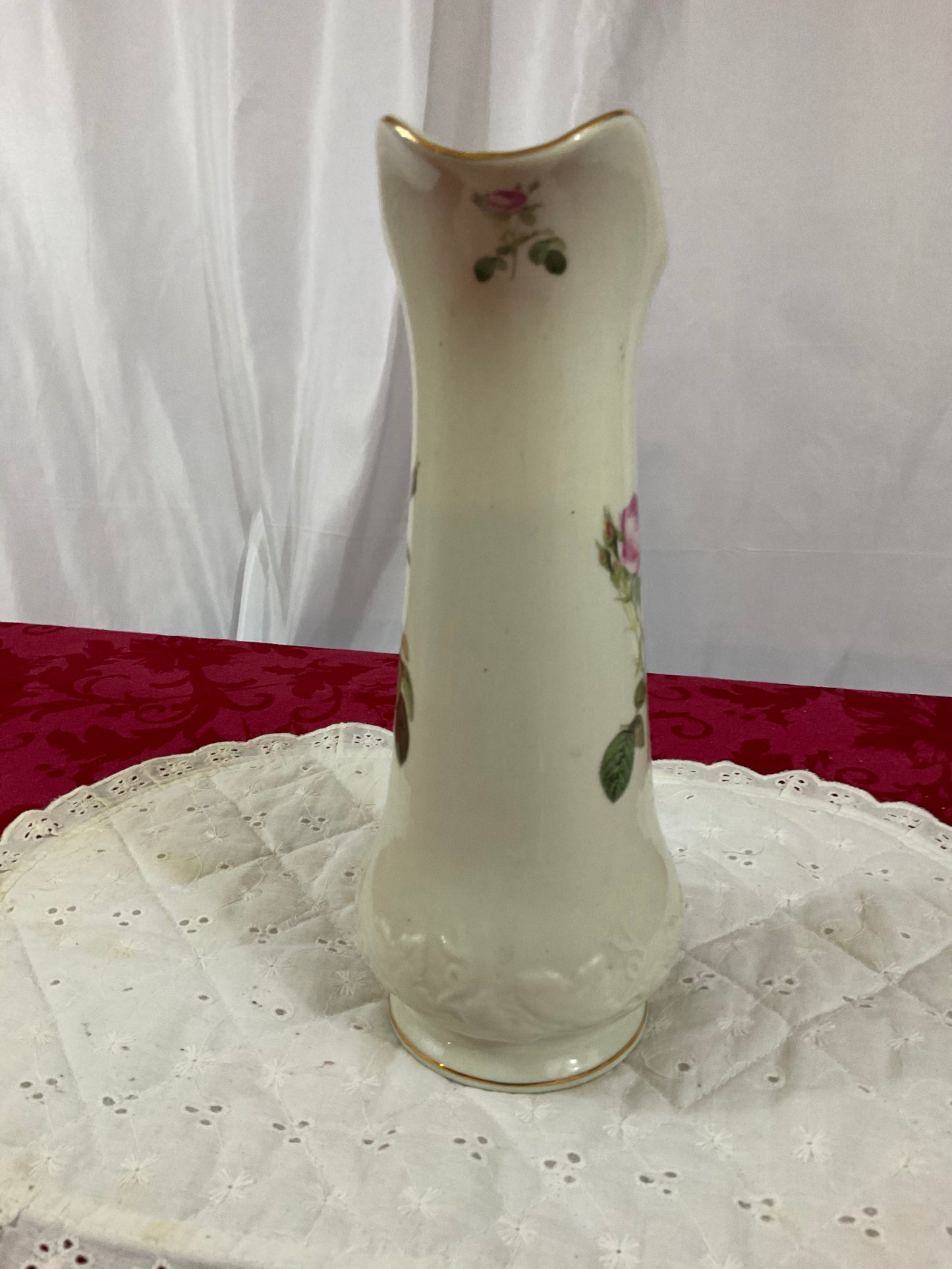 Pitcher - Roses