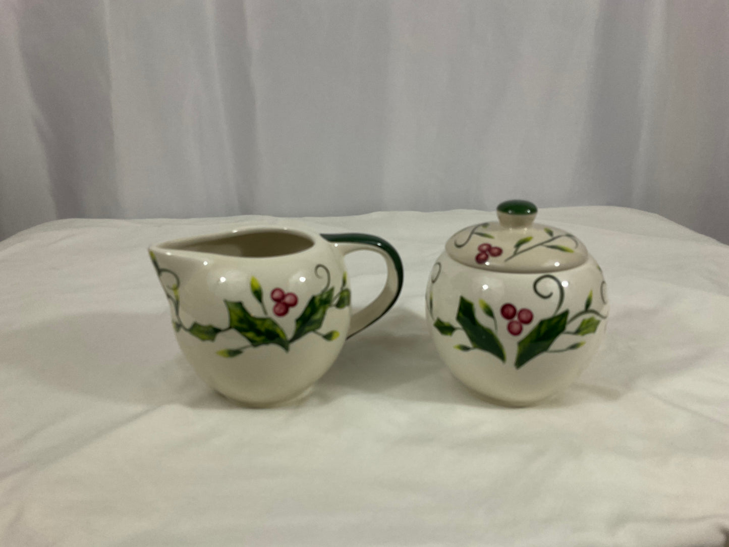 Creamer and Sugar Set- Holly Berry