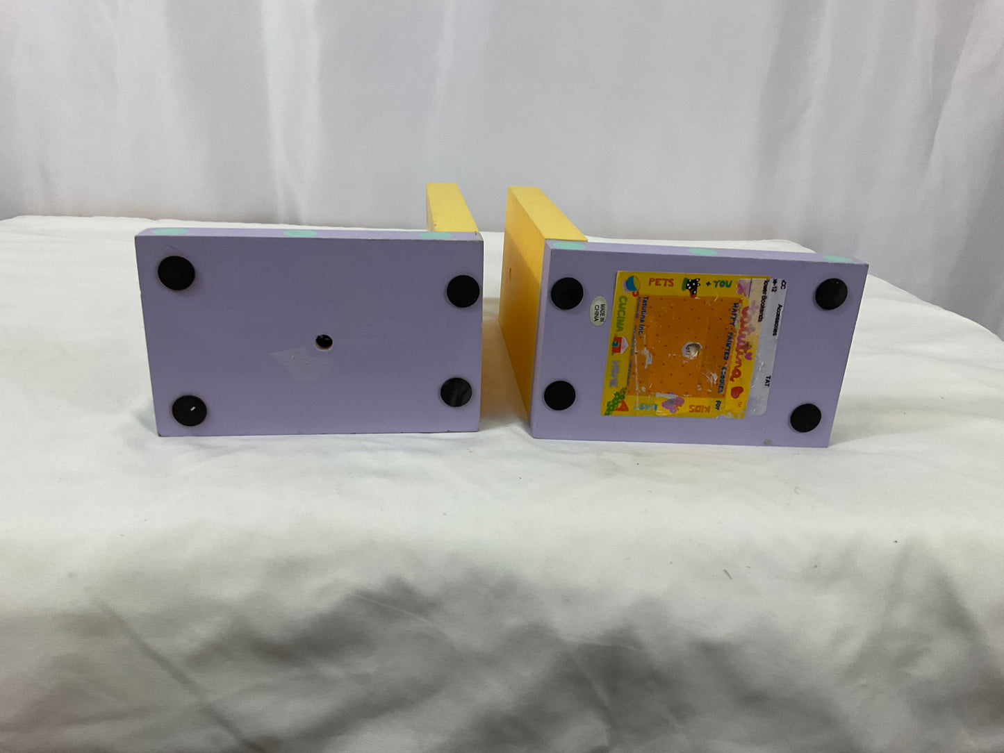 Tatutina Bookends