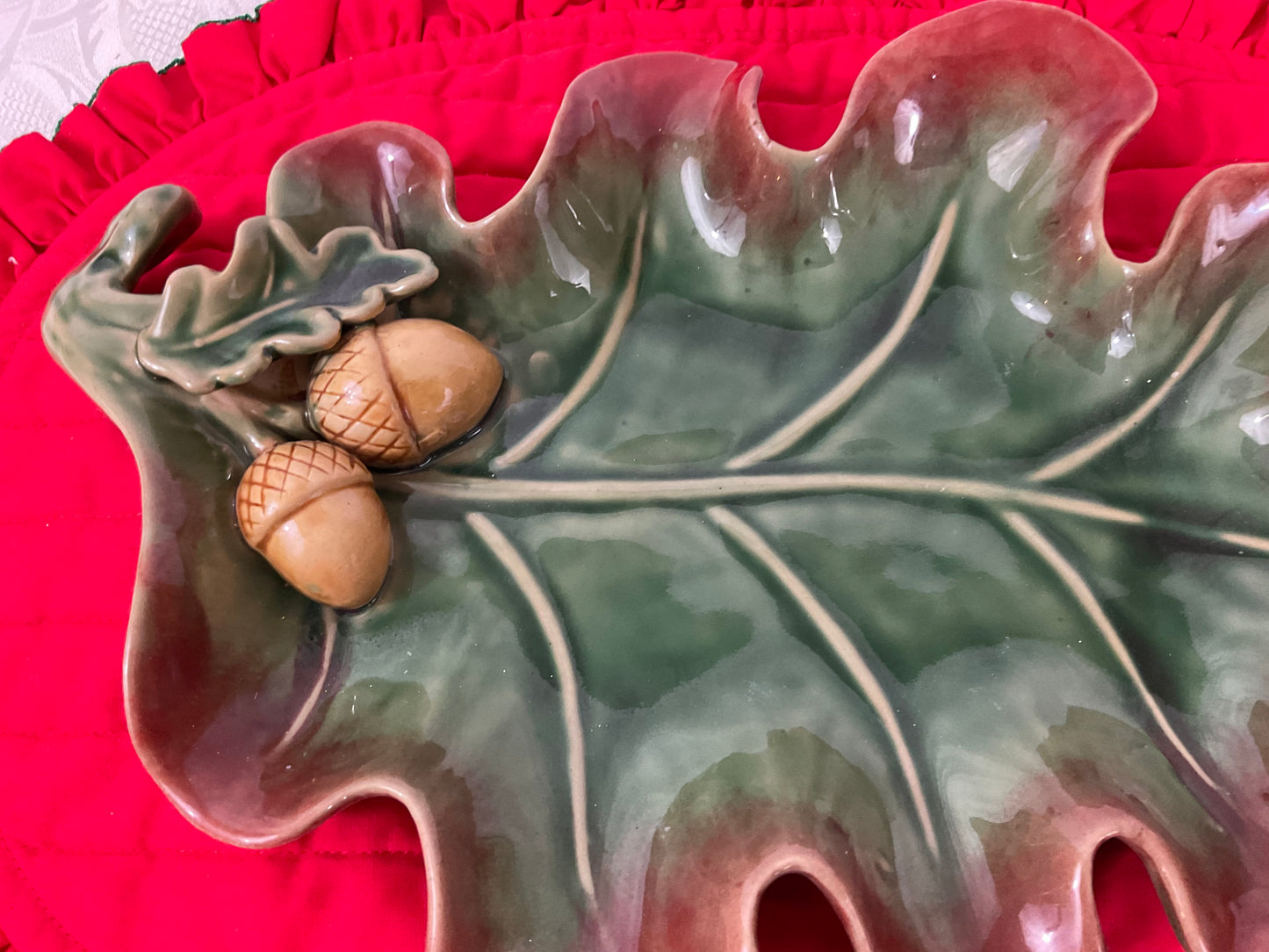 Tray - Acorn/Leaf Design