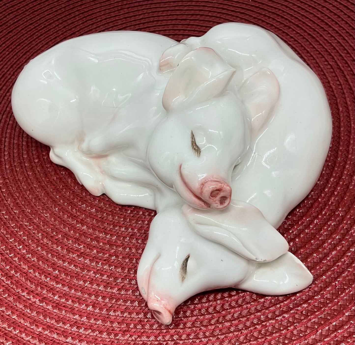 Figurine - Pigs at Rest