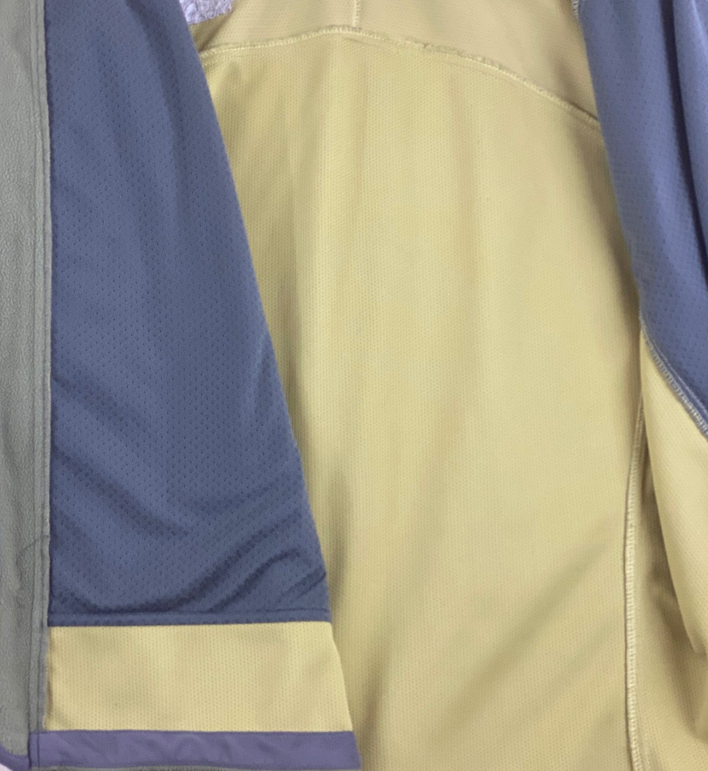 Pre-Owned - Excellent Condition Medium-Green Windwall Fleece Jacket Size XL Windproof and Wind Resistant Two (2) Front Zipper Pockets 24” Shoulder to Bottom; 28” Sleeve; 23’ Across Chest