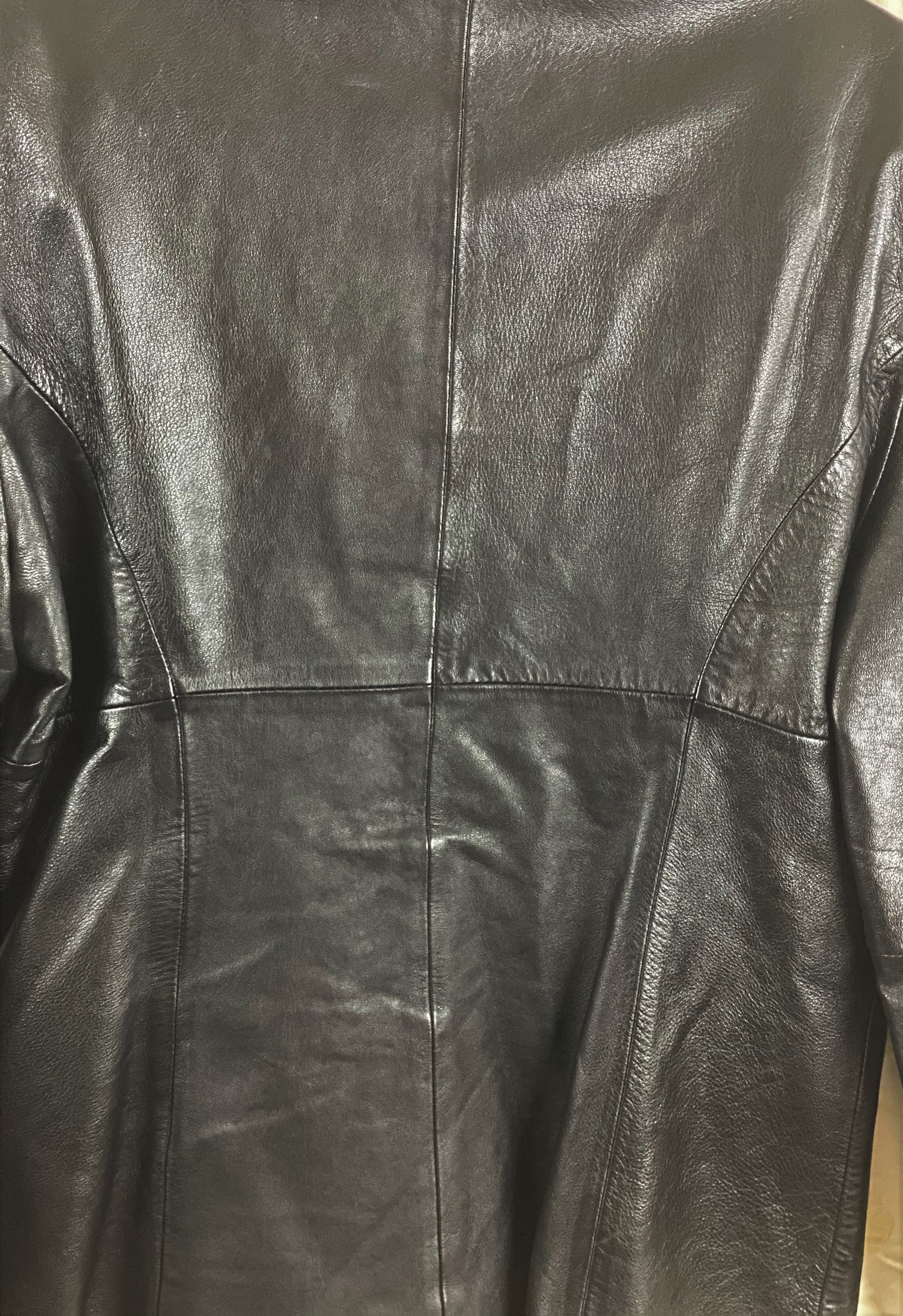Pre-Owned - Excellent Condition Black - Soft Leather Medium Two (2) Front/side Pockets Zipper Front Closure 25” Shoulder to Bottom 24” Sleeve 18” Across Chest