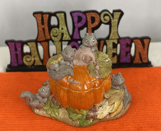 Good Condition - Some damage on bottom rim of Pumpkin - not visible when top is in place Approximate 7” H x 9” W