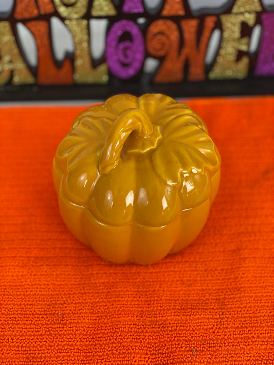 Small Ceramic Pumpkin Candy Dish Approx 4.5 H x 4.5 W