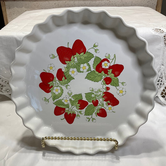 Pie Plate - Strawberry Pattern