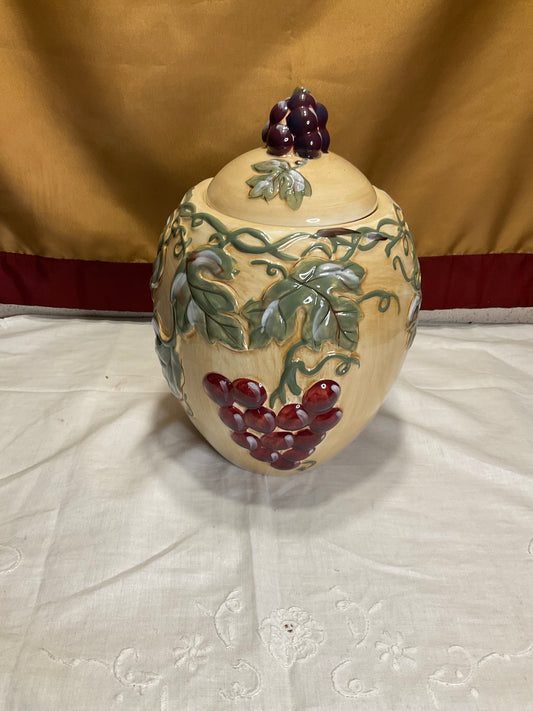 Ginger Jar - Grape Vine Design