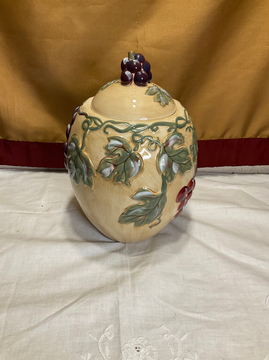 Ginger Jar - Grape Vine Design