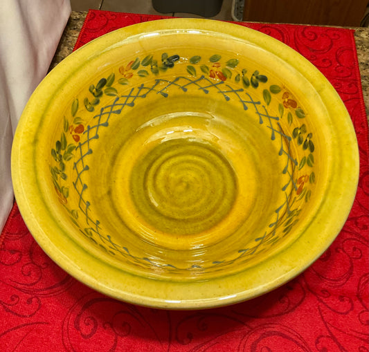 Bowl - Floral & Diamond-Shape Pattern