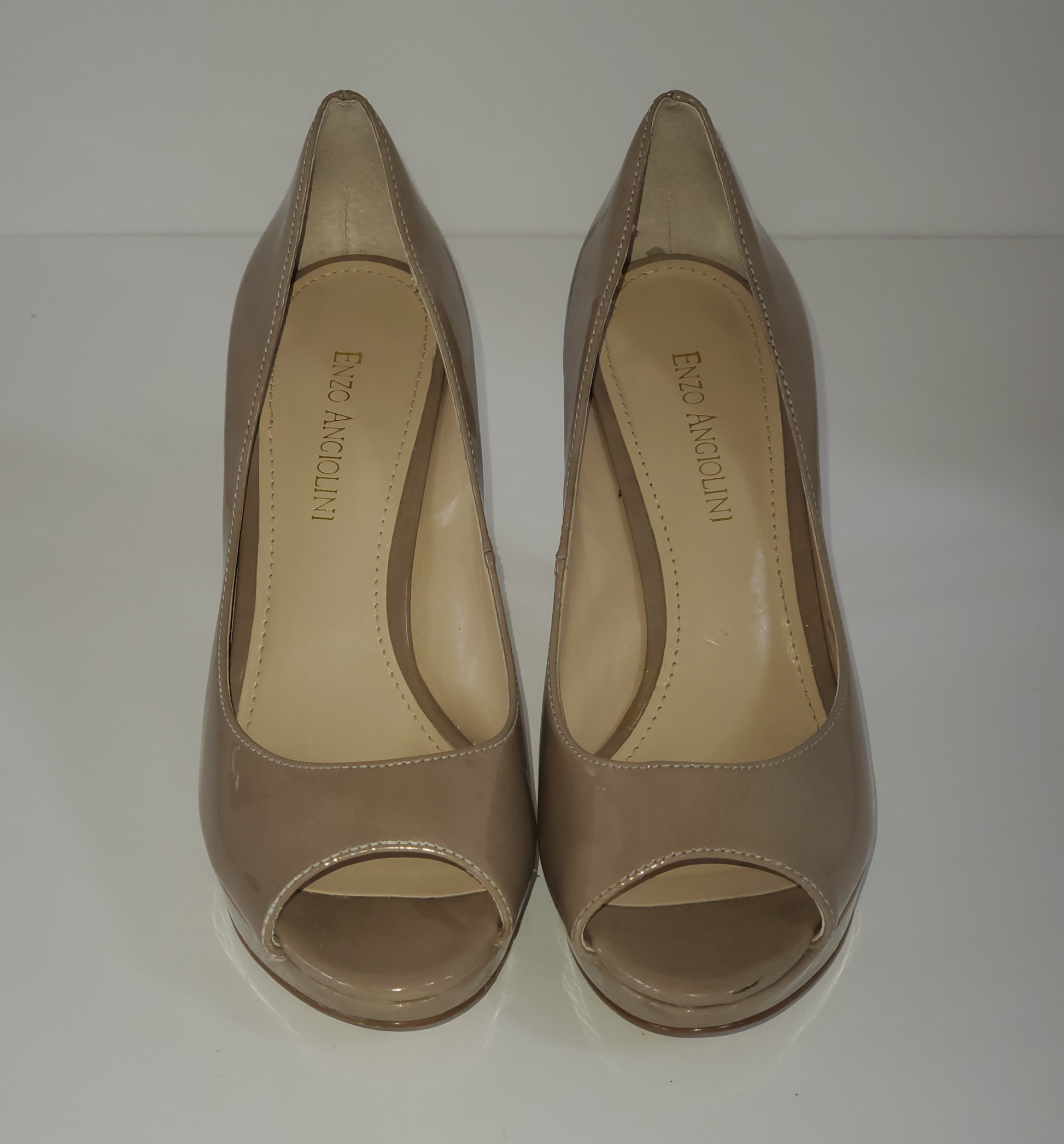 Pre-Owned - Good Condition - Gently Used   Tan Patent Leather Upper Shoe  Leather Soles  Open Toe  Approx 3.5” - 4” Heel