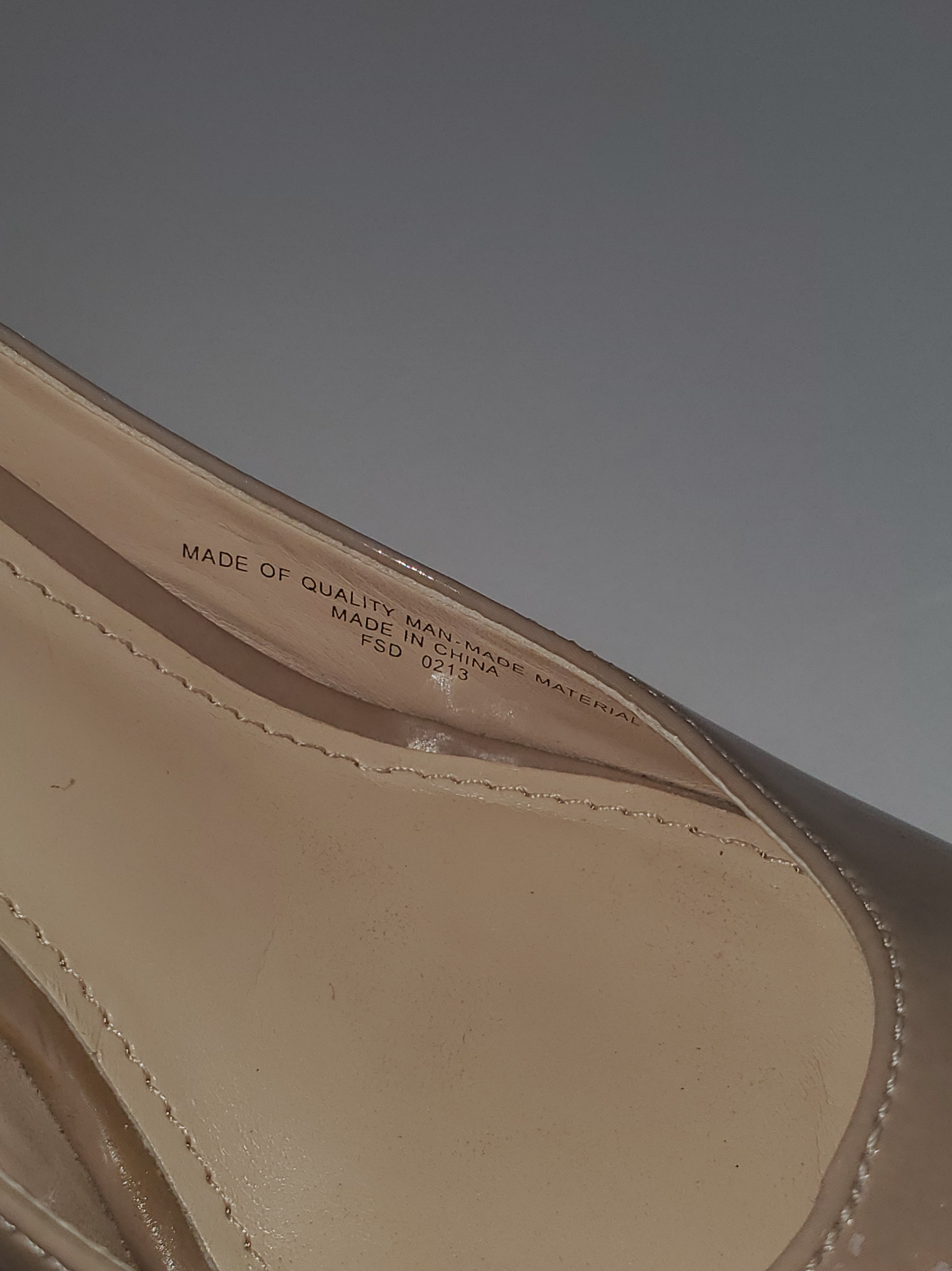 Pre-Owned - Good Condition - Gently Used   Tan Patent Leather Upper Shoe  Leather Soles  Open Toe  Approx 3.5” - 4” Heel