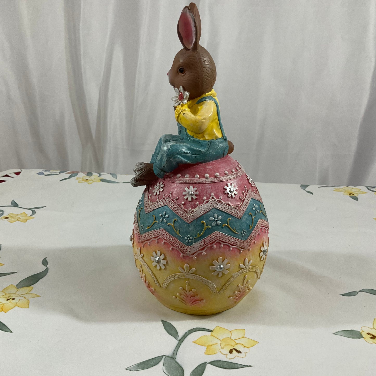 Easter Bunny - Sitting on Egg