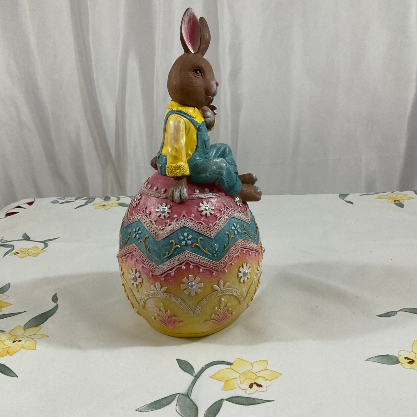 Easter Bunny - Sitting on Egg