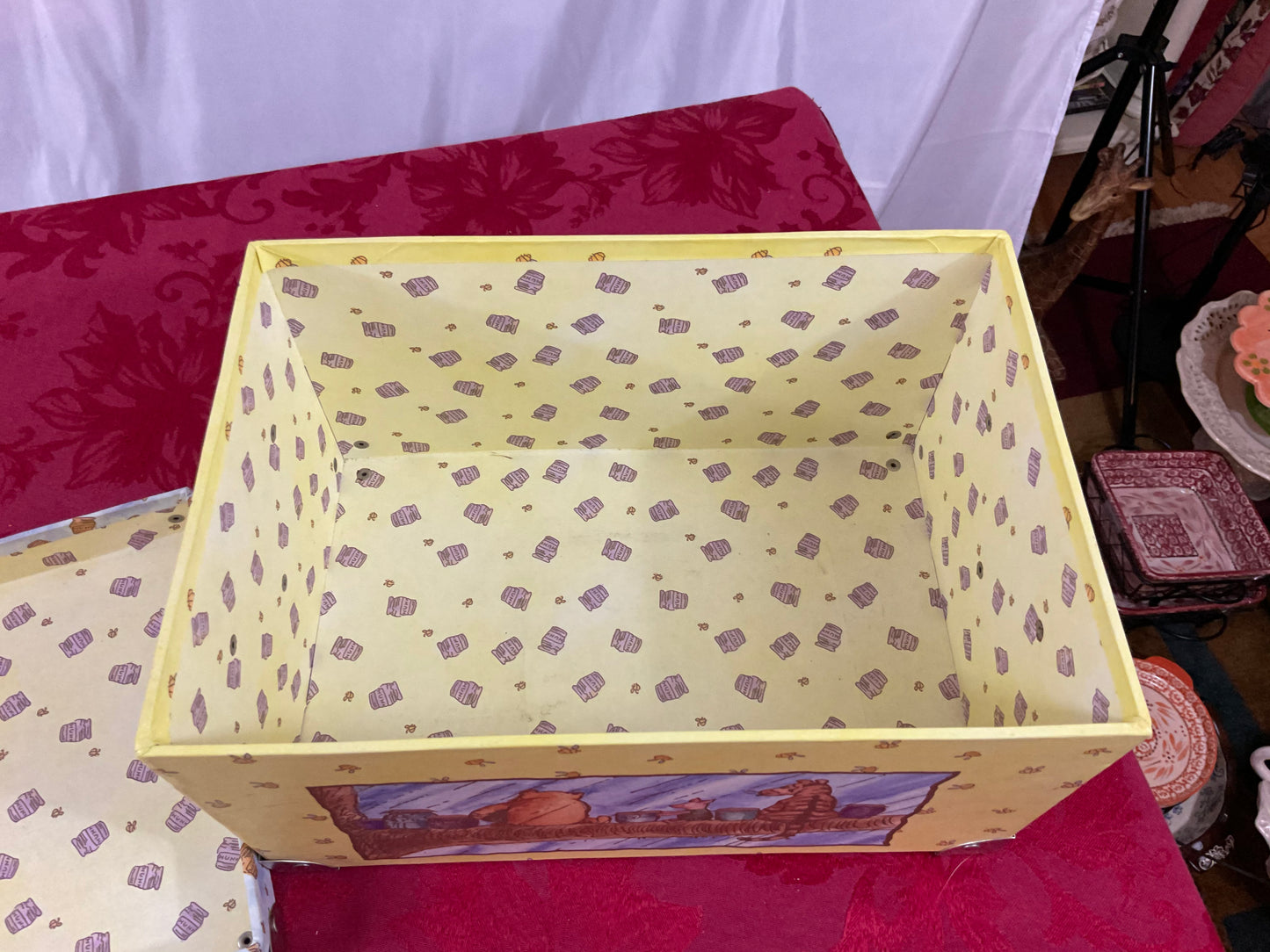 Winnie-The-Pooh -  Treasure Box