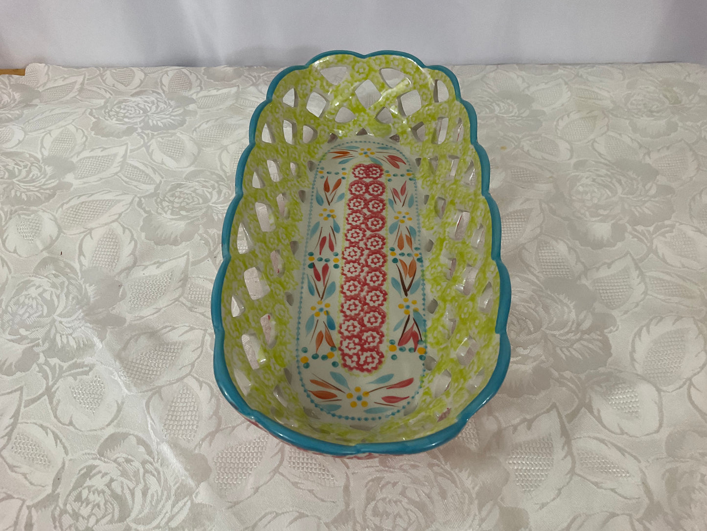 Temp-tations - Ceramic Bread Basket