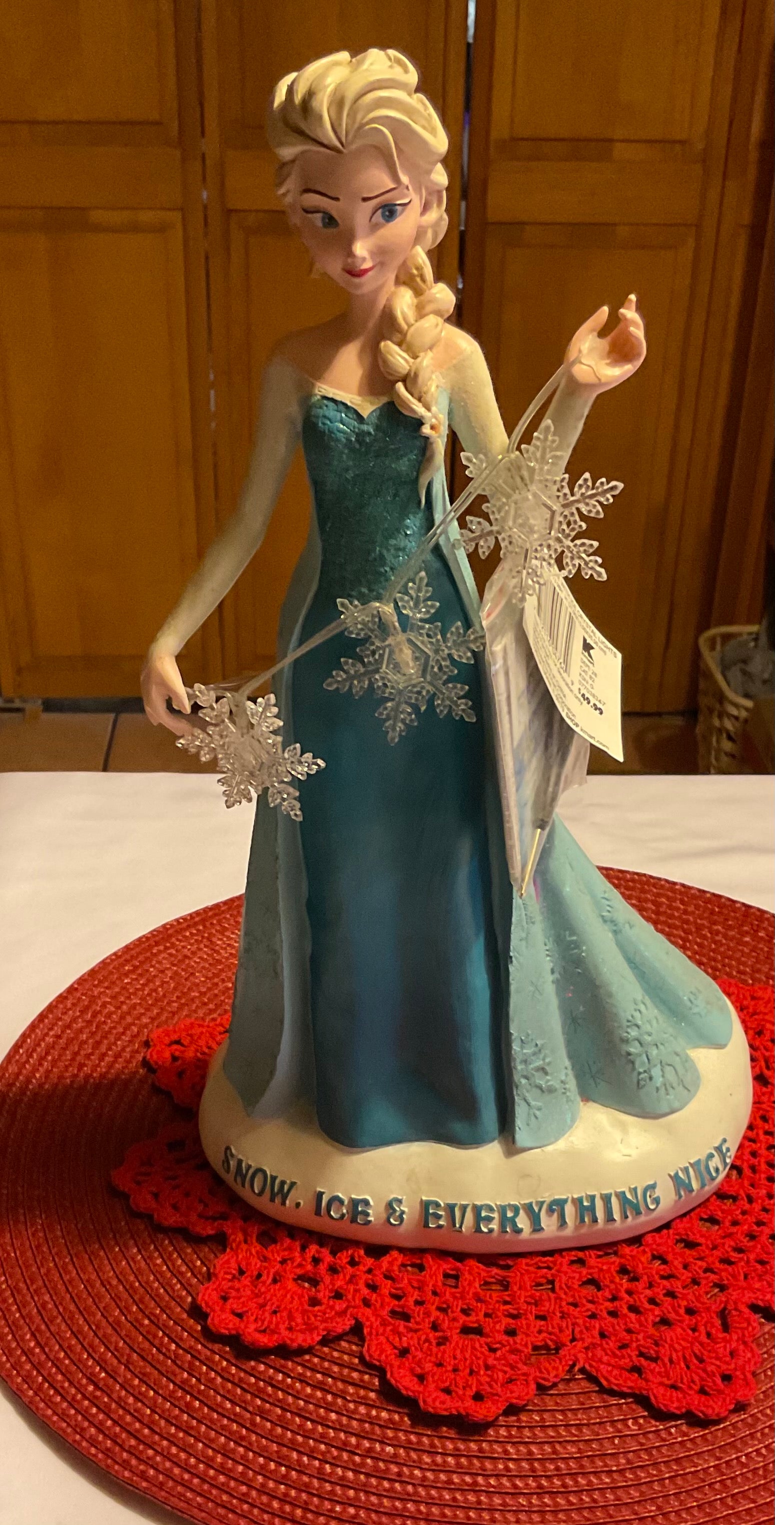 Elsa doll best sale with snowflake