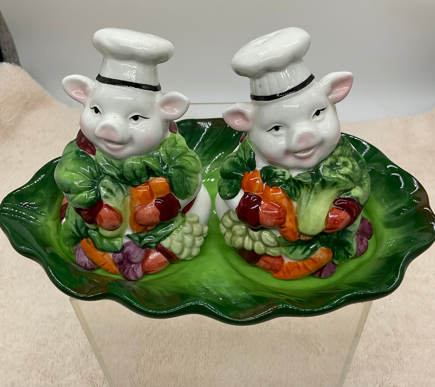 Salt and Pepper Set - Pig Chef