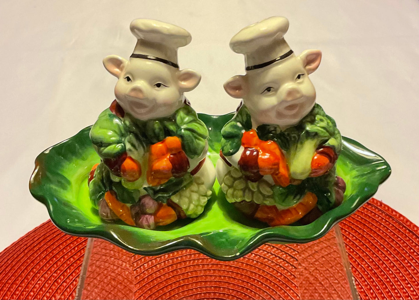 Salt and Pepper Set - Pig Chef