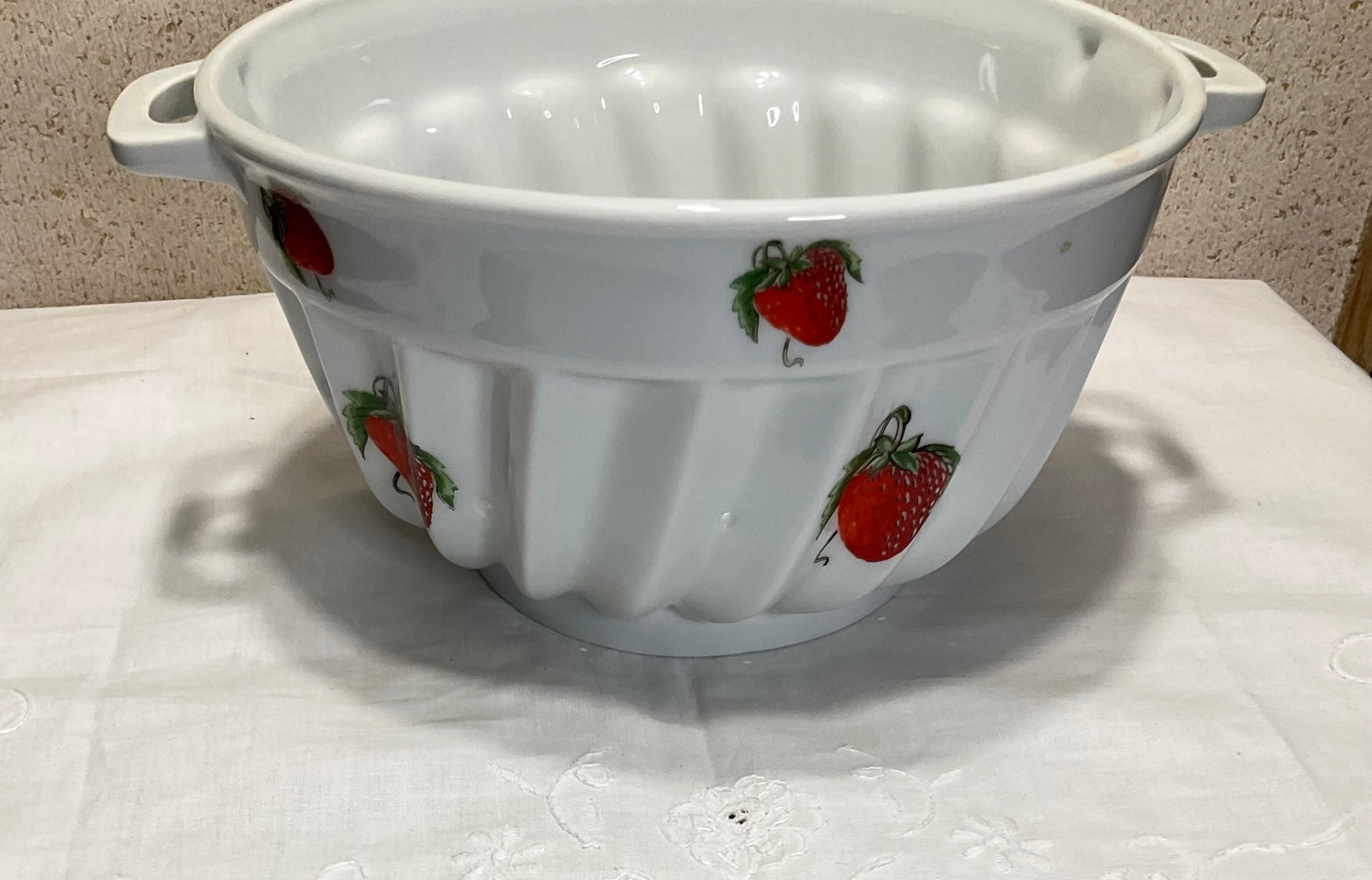 Colander and Underplate - Strawberry Design