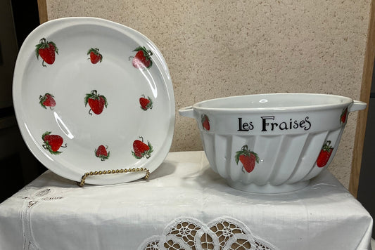 Colander and Underplate - Strawberry Design